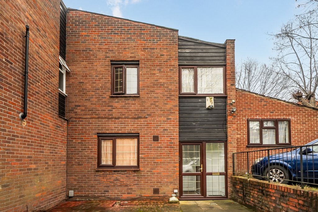 Property photo 1 of 24 Picture No. 48