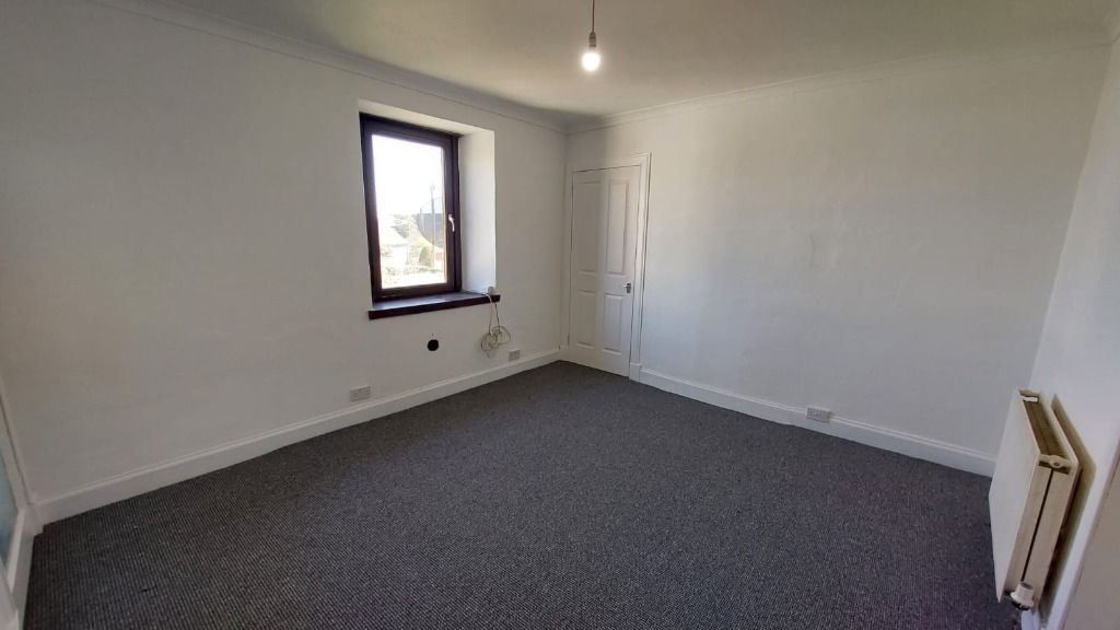 Property photo 1 of 8 Photo 1