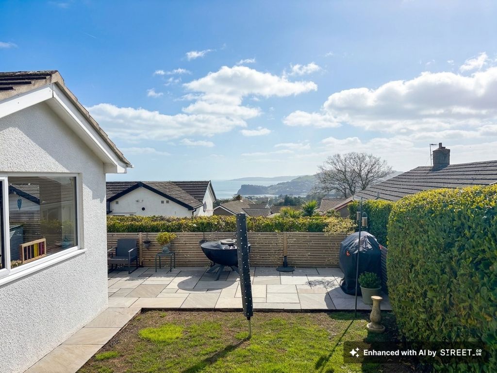 Property photo 2 of 23