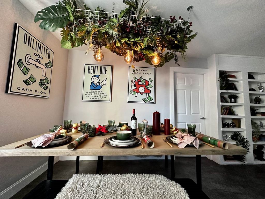 Property photo 2 of 20 Dining