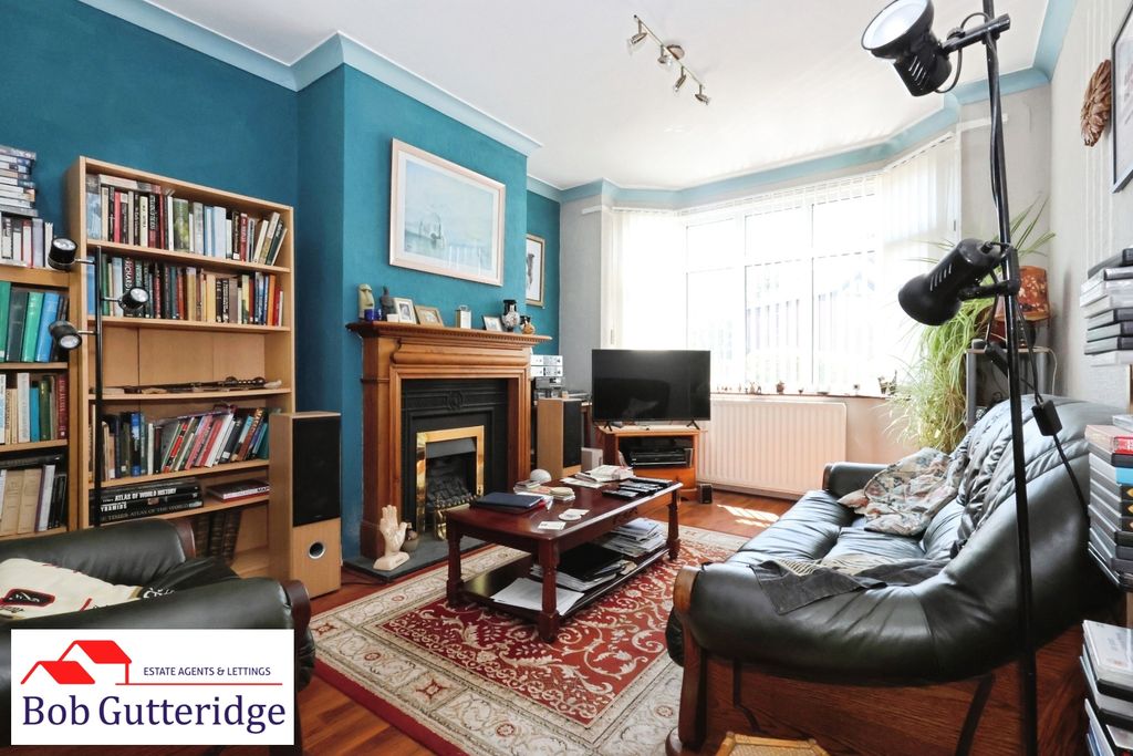 Property photo 3 of 23 Open Plan Lounge / Dining Room