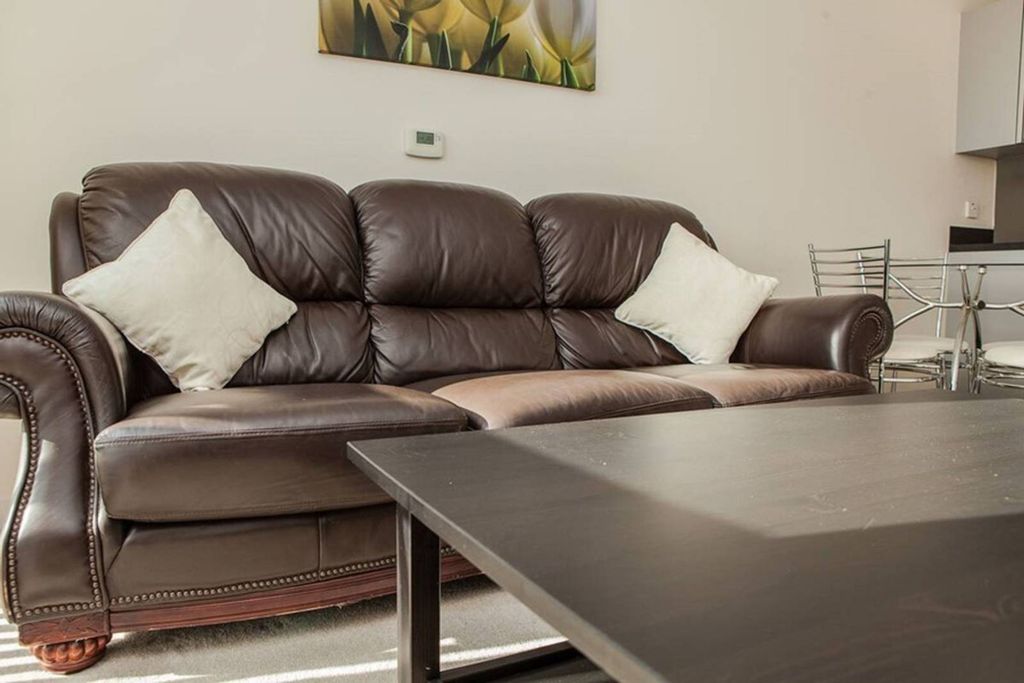 Property photo 3 of 12