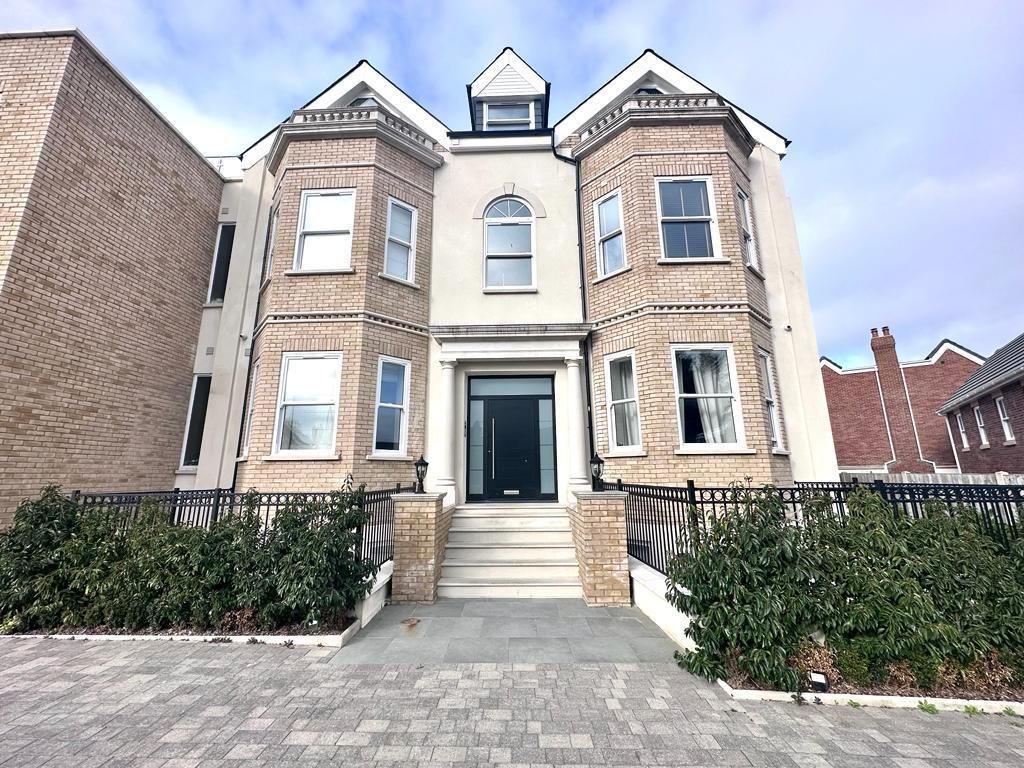 Property photo 1 of 10 Ea47Fa38-9B3F-4c47-8F5B-7c14Eb88d584.Jpg