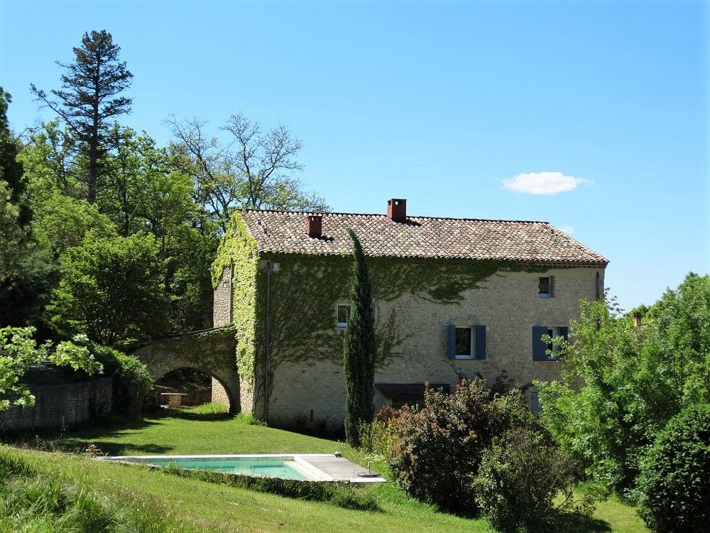 Property photo 2 of 4