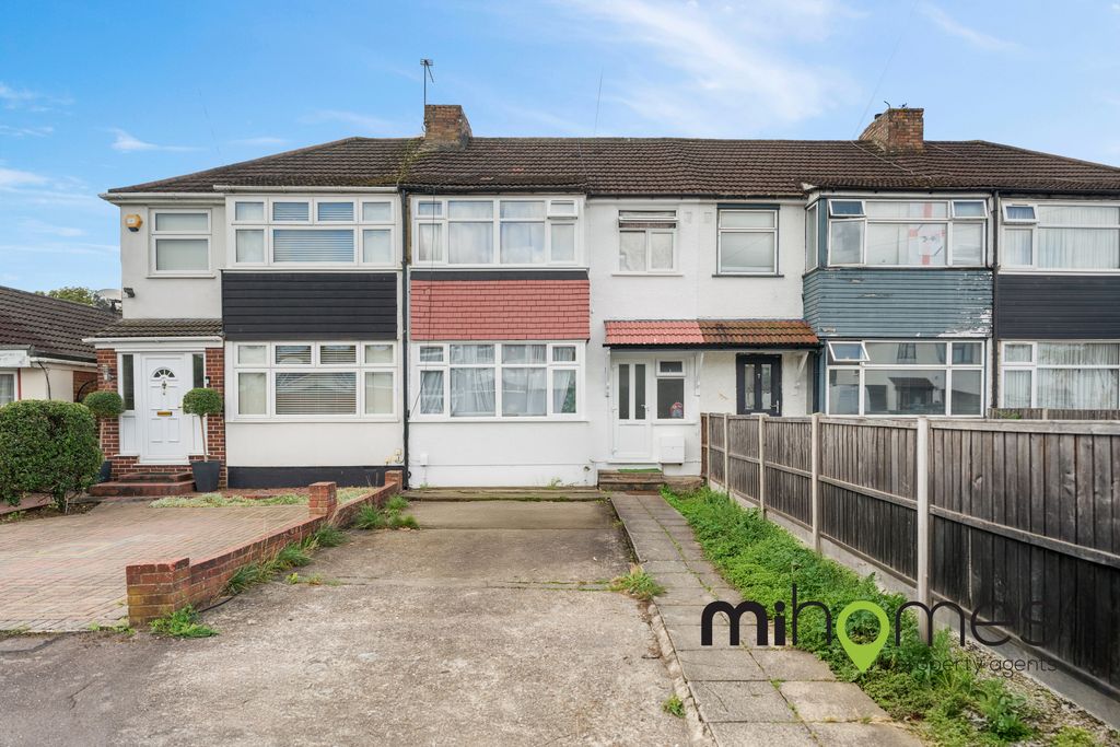Property photo 1 of 12