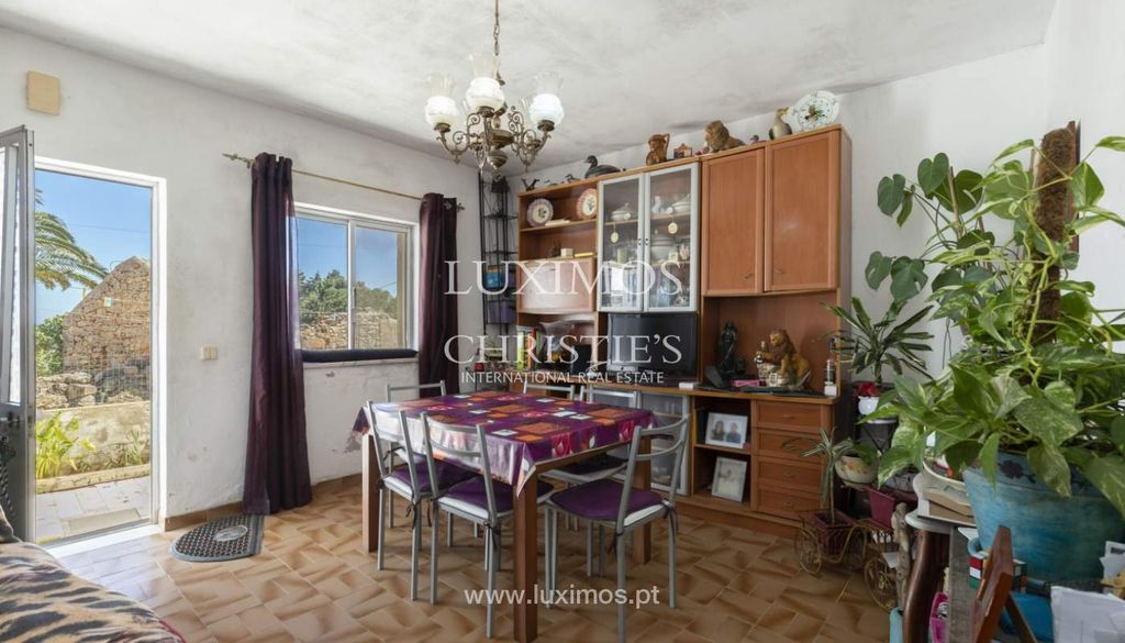 Property photo 3 of 33