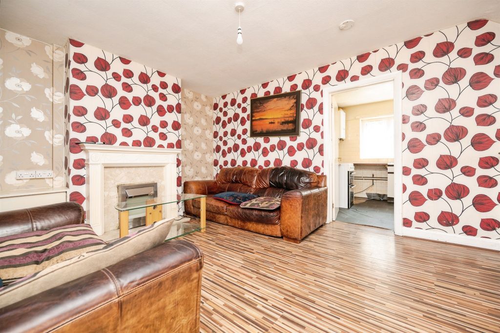 Property photo 3 of 14