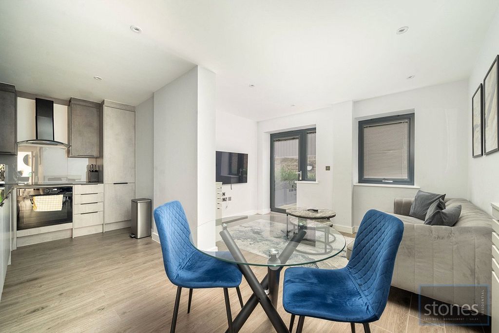 Property photo 3 of 16 Picture No. 03