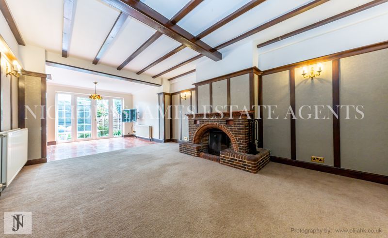 Property photo 1 of 13 Photo 5