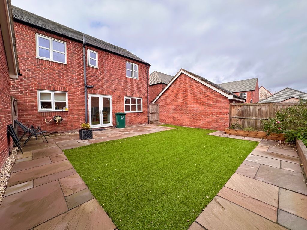 Property photo 3 of 14