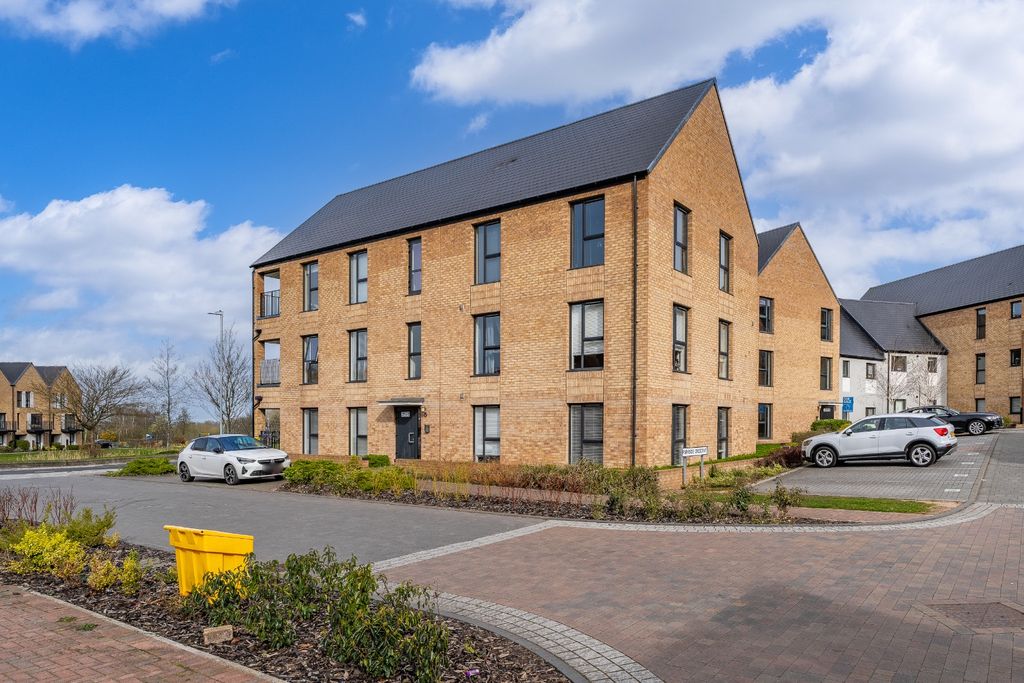 Property photo 1 of 10 4970680