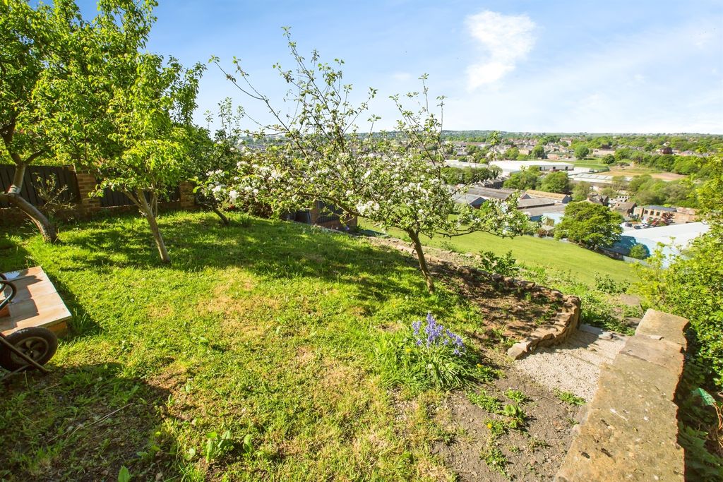 Property photo 3 of 18