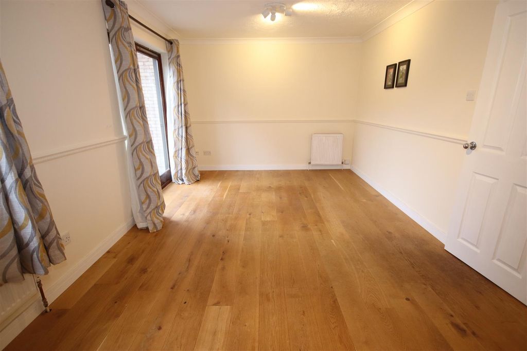 Property photo 3 of 13 Img_8817.Jpg