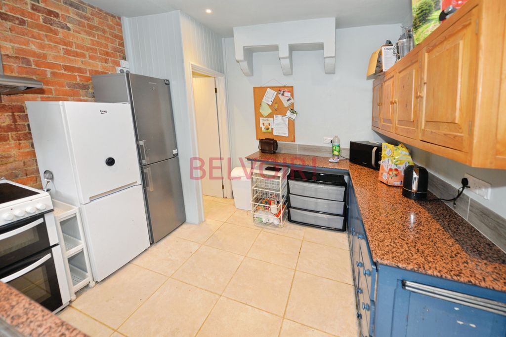 Property photo 3 of 30