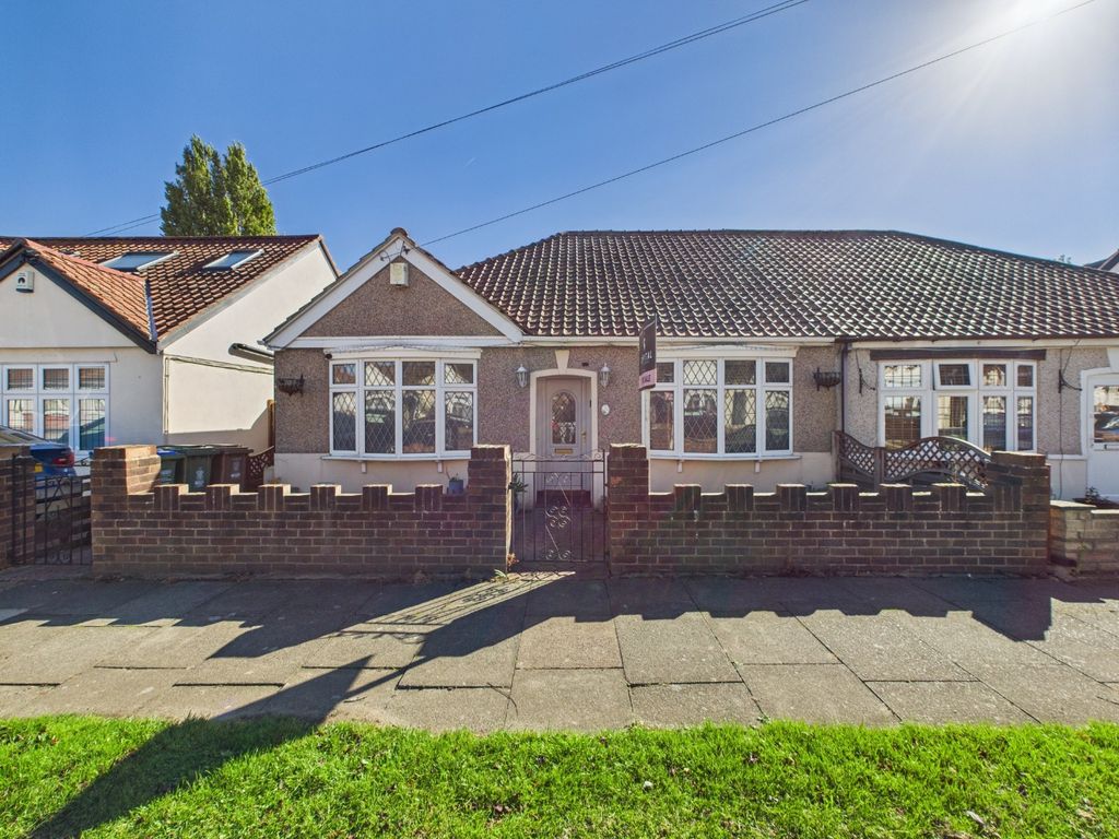 Property photo 3 of 20 4011214