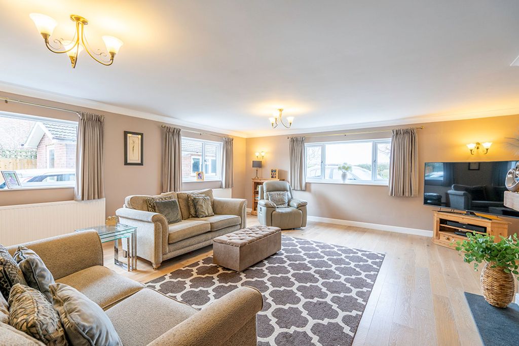 Property photo 2 of 44 Main Sitting Room