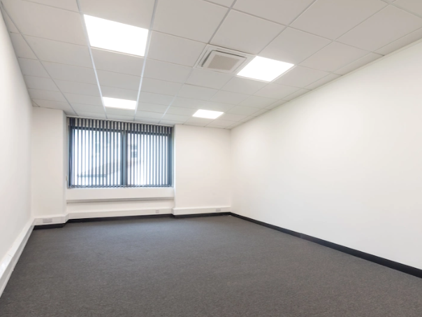 Property photo 1 of 3