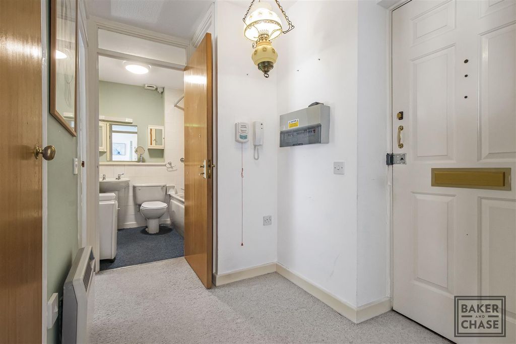 Property photo 3 of 16 Hallway