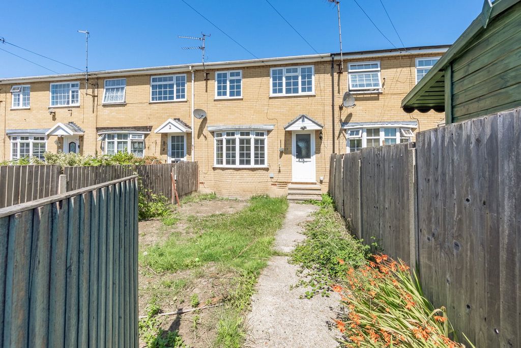 Property photo 1 of 8