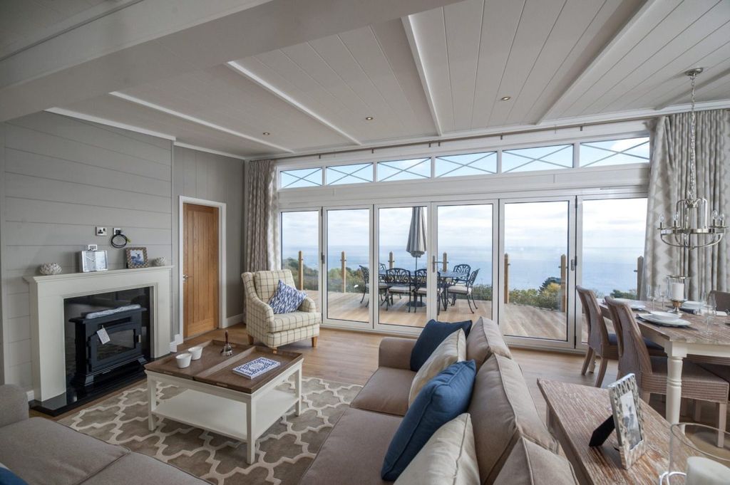 Property photo 2 of 5 5Db522Fa A859 4445 8248 Ce266B2c03Bd Scaled.Jpg