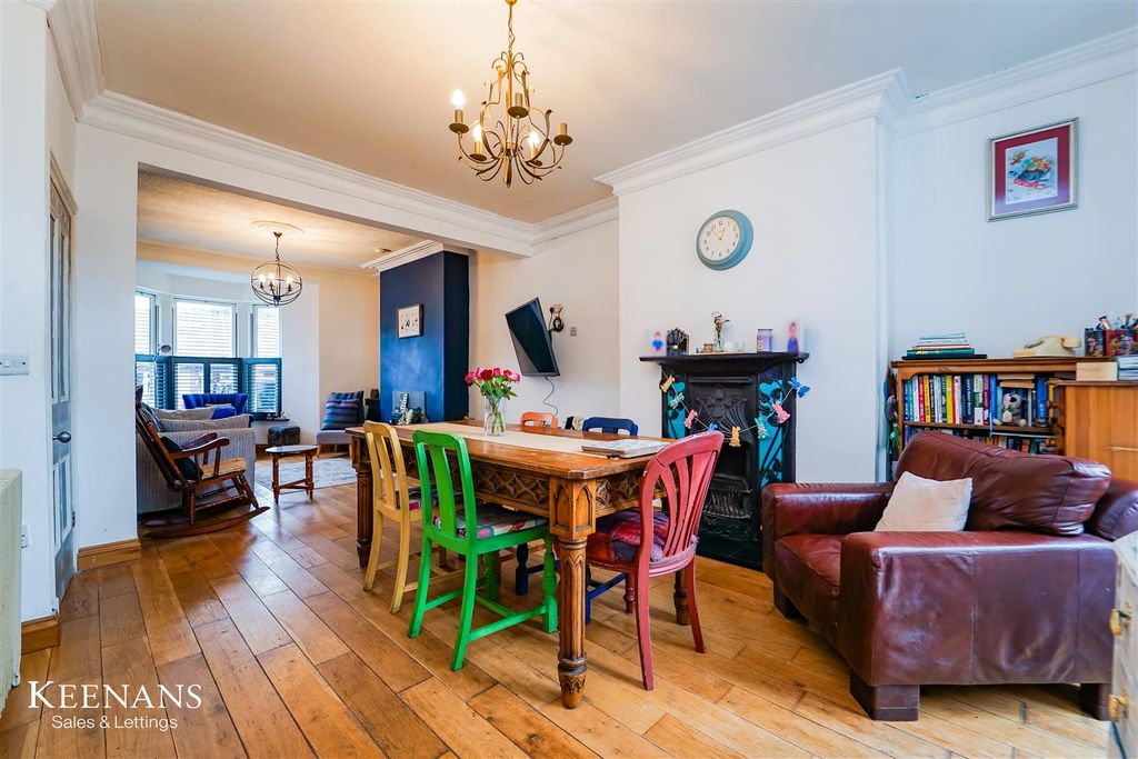Property photo 3 of 27 3.Jpg