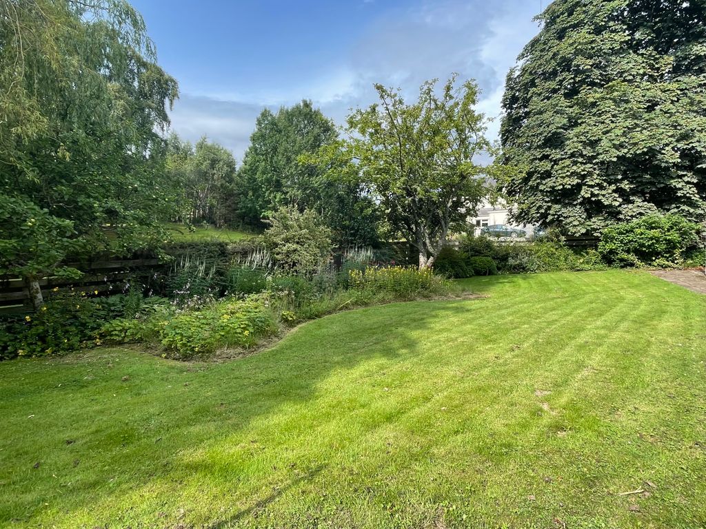 Property photo 3 of 28 Garden A.Jpg