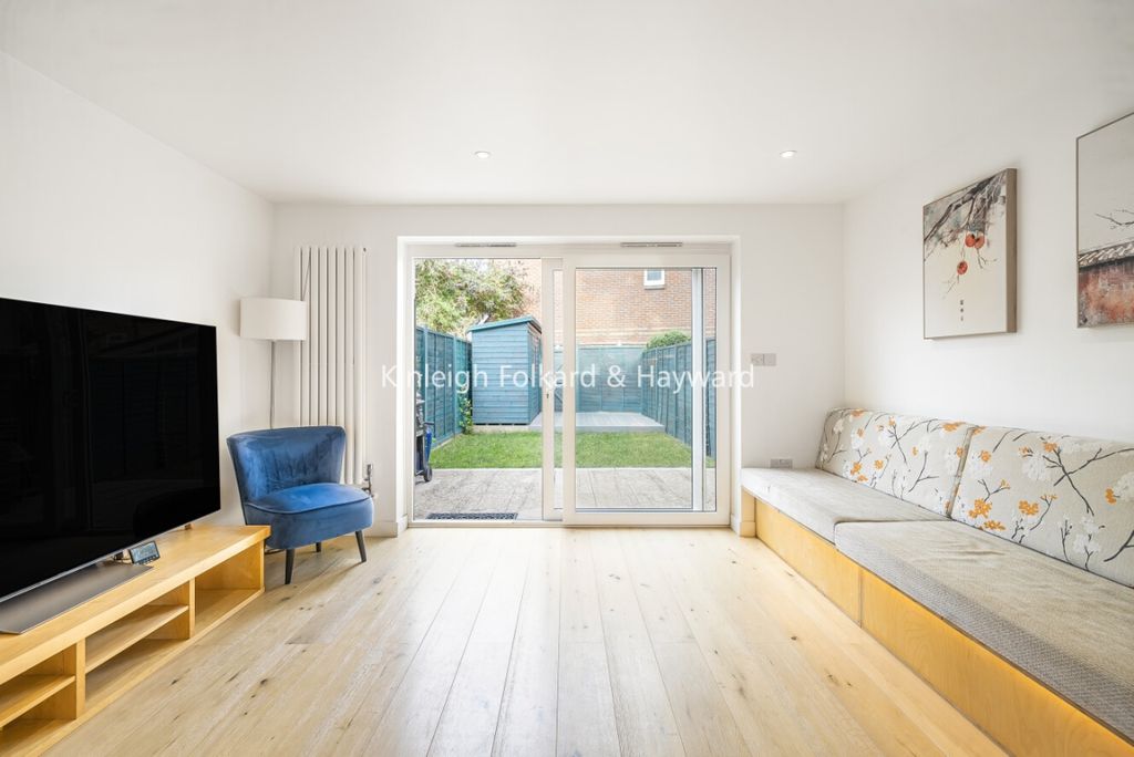 Property photo 1 of 18 cc357E0F-F4E5-473A-9