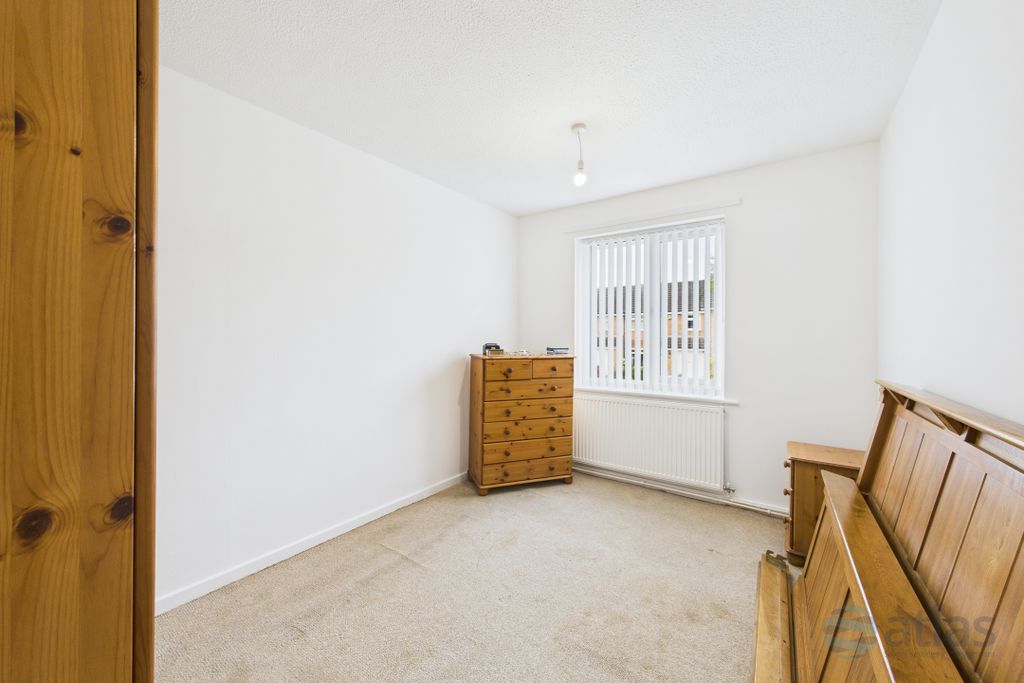 Property photo 3 of 13 Bedroom