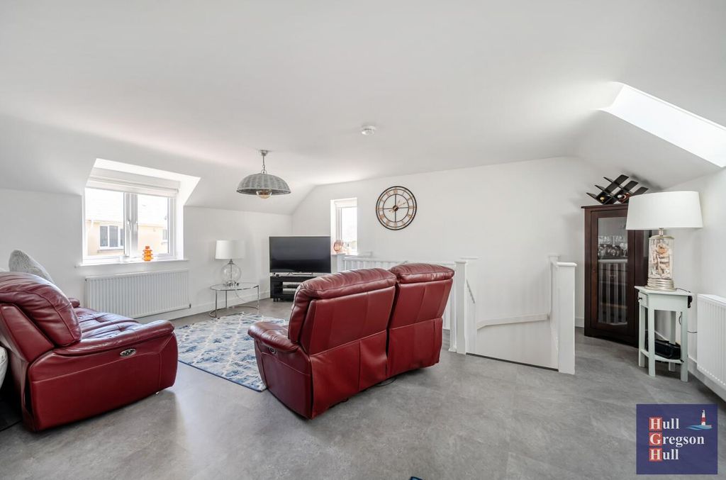 Property photo 3 of 21 290E13A4-0266-403F-9828-075c38c19Fc9.Jpg