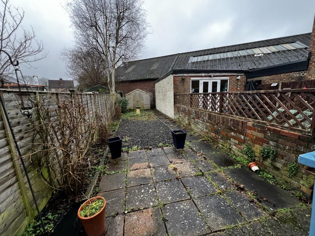 Property photo 2 of 20 Rear Garden With Alfresco Dining Area
