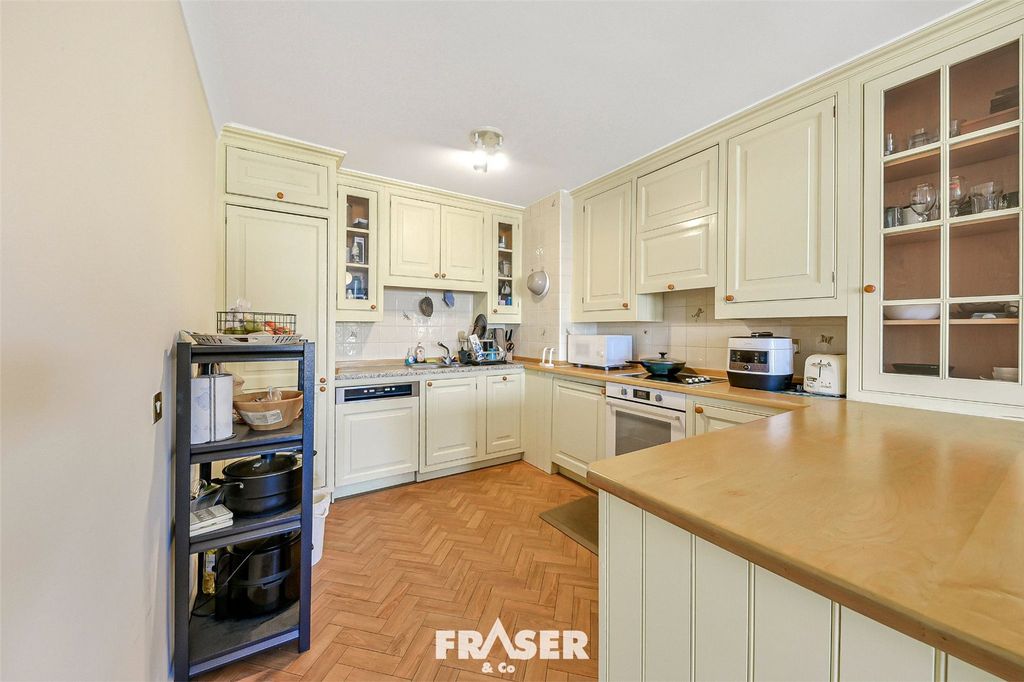 Property photo 3 of 16 Picture No. 16