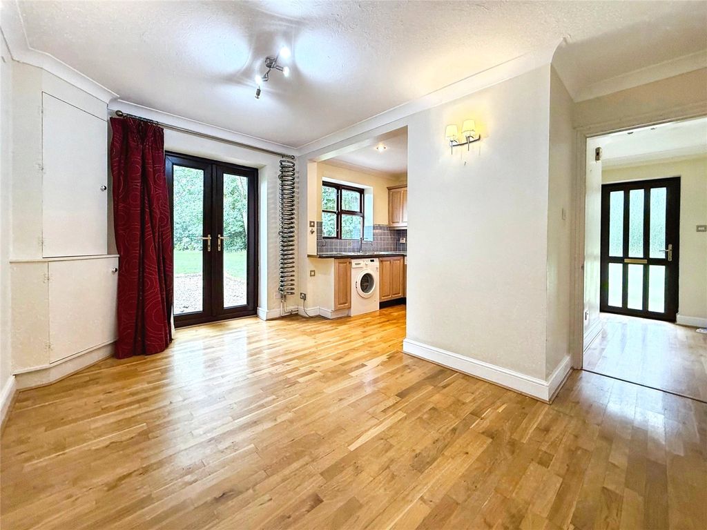 Property photo 3 of 30 Picture No. 43