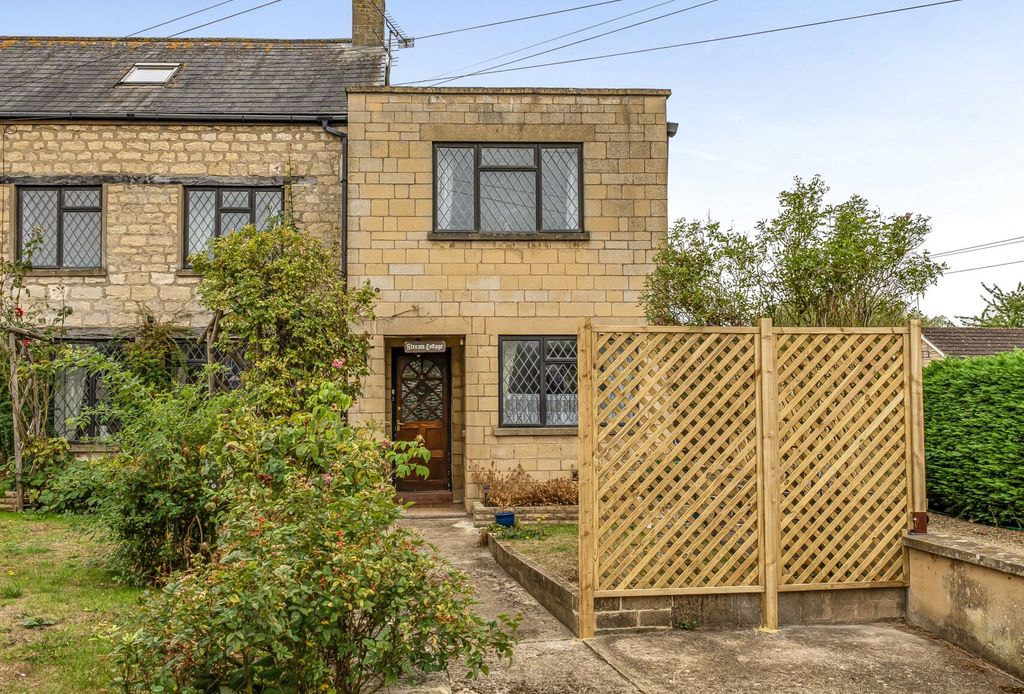 Property photo 1 of 35 Picture No. 32
