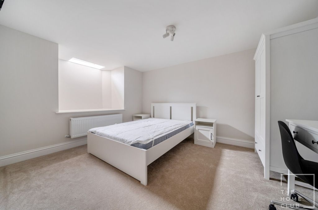 Property photo 1 of 6 36F996Fc-E94A-4868-Bc03-5Ca488563908