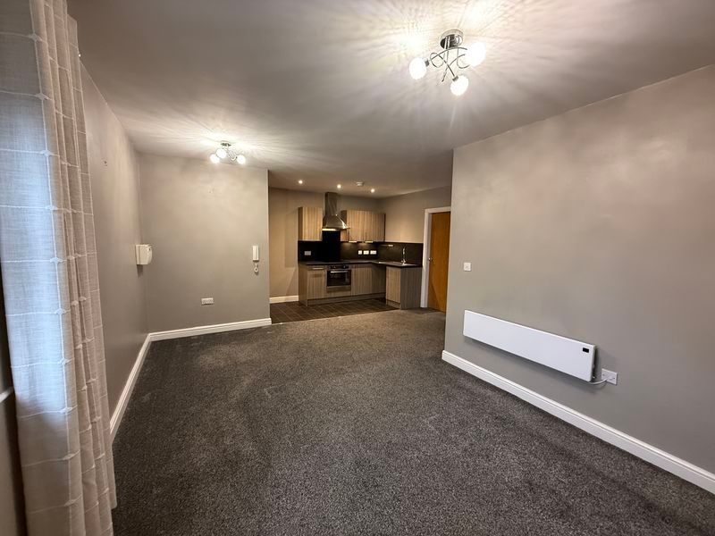 Property photo 2 of 10 Photo 5