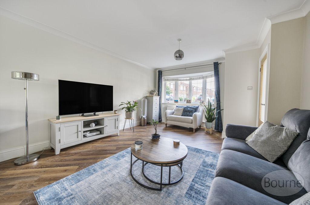 Property photo 3 of 21 51383404-23B6-4E4...