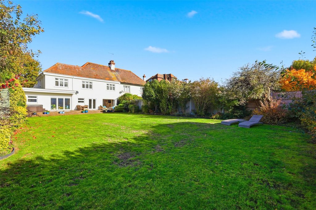 Property photo 3 of 28 Picture No. 37