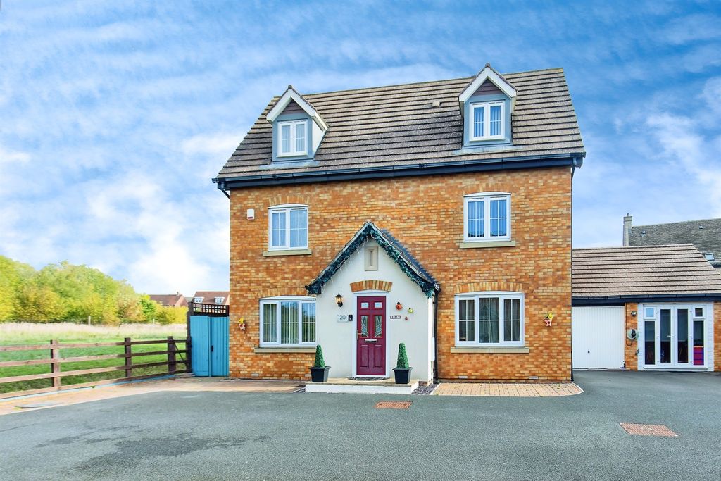 Property photo 1 of 17