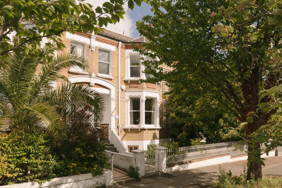 Property photo 1 of 39