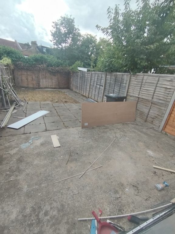 Property photo 2 of 8