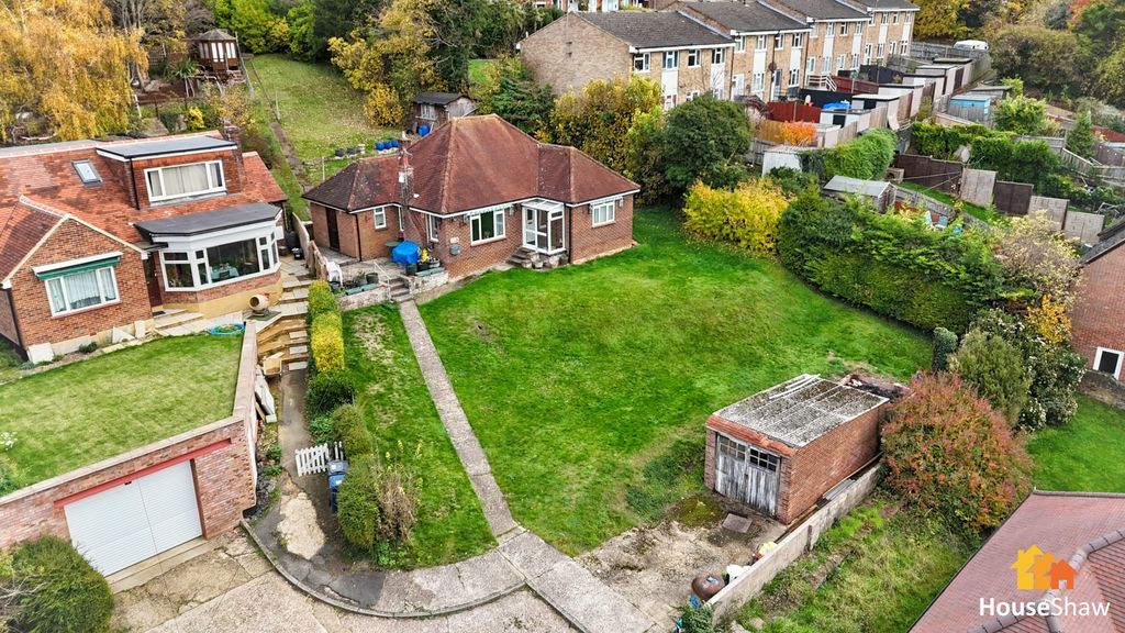 Property photo 1 of 24