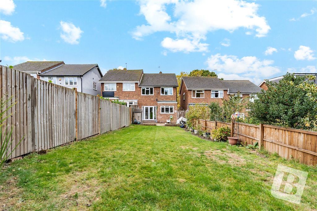 Property photo 2 of 18 Rear Garden