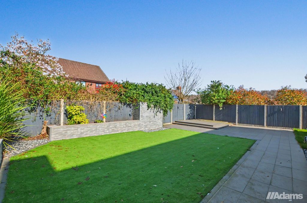 Property photo 1 of 40