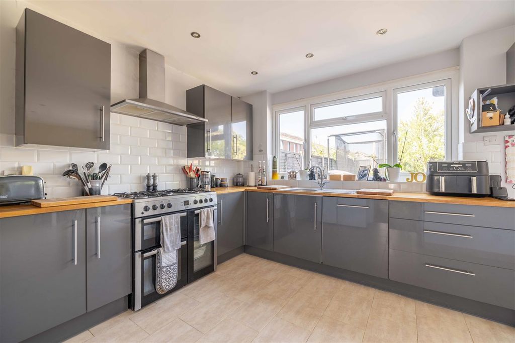 Property photo 2 of 15 55Rp (11 Of 18).Jpg