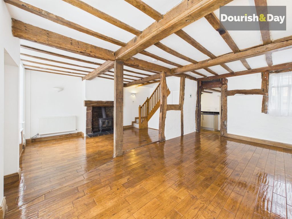 Property photo 2 of 22