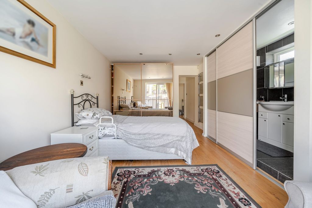 Additional image 9 of 4 bed detached bungalow for saleHolloway Drive, Pershore WR10