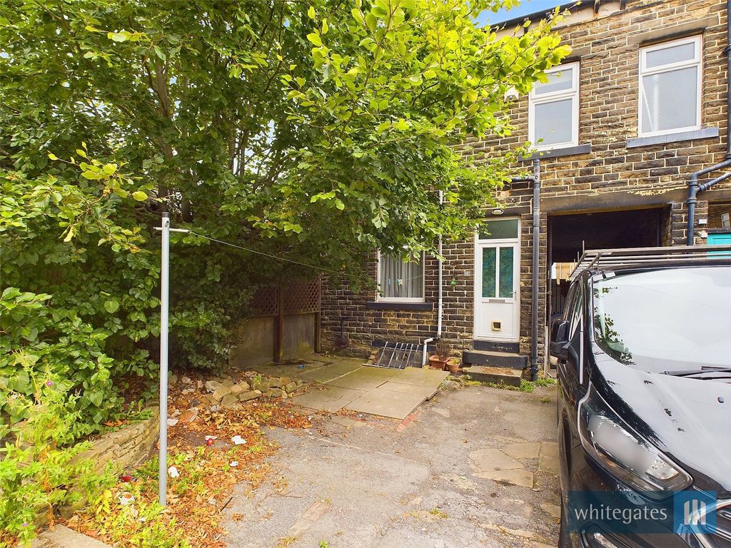 Property photo 1 of 10 Picture No. 12