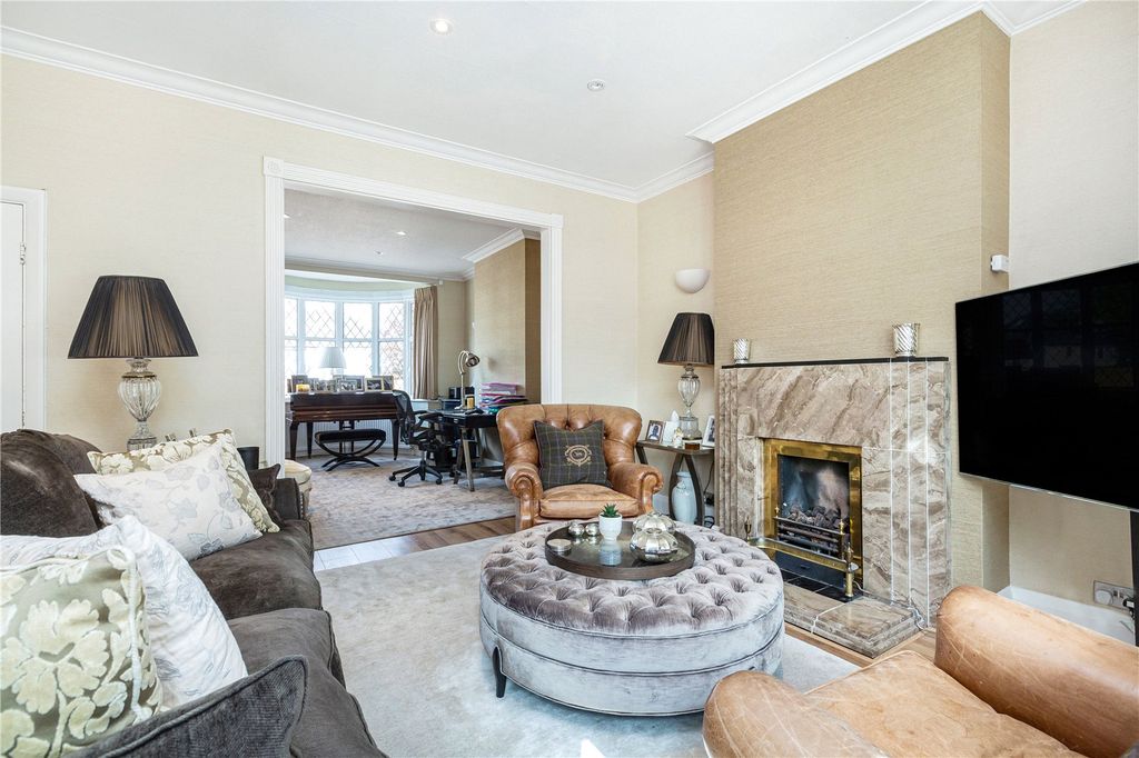 Property photo 2 of 9 Reception Room