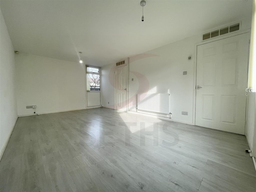 Property photo 2 of 11 Reception Room