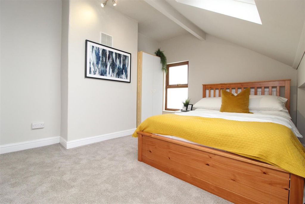 Property photo 2 of 7 Img_2357.Jpg